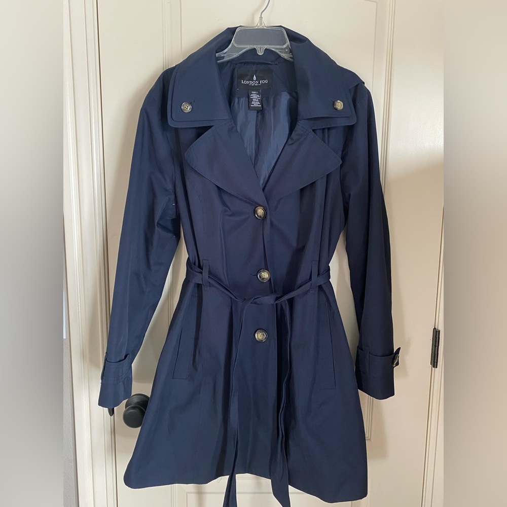 Womens Double Lapel London Fog rain jacket, XXL, Navy Blue, Thigh Length